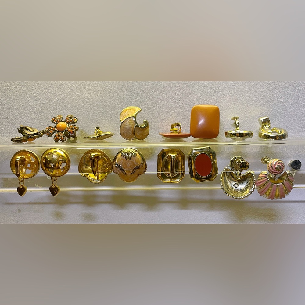 Vintage 80’s -90’s Gold , Pink , Orange earrings screw and clip-on Set